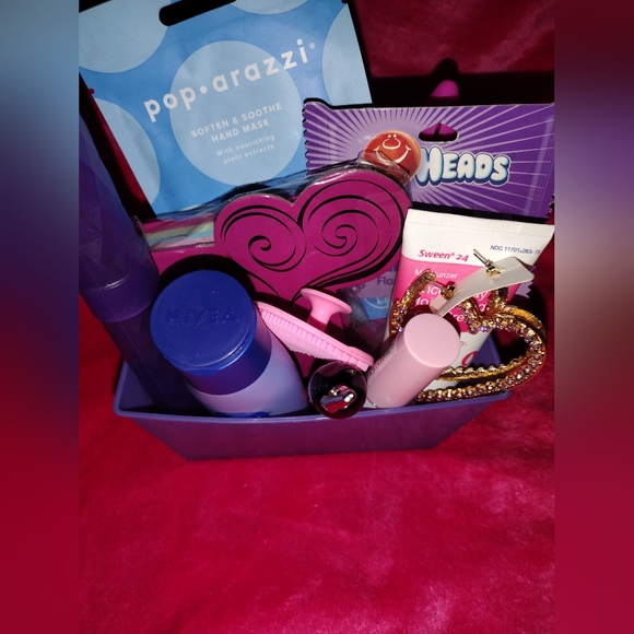 🩷PinkPurple Self Care Basket💜 - Picture 6 of 7